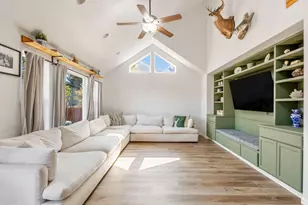 2293 NE Lynda Ln, Bend, OR 97701 - Photo 5