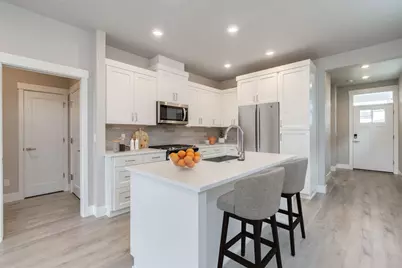 21439 NE Hayloft Place, Bend, OR 97701 - Photo 3