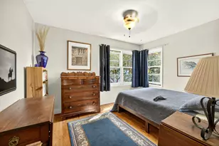 219 NE Outlook Ave, Grants Pass, OR 97526 - Photo 9