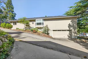 269 Idaho St, Ashland, OR 97520 - Photo 41