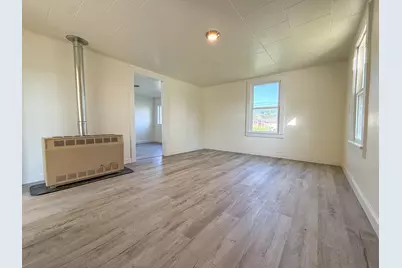 485 NE 7th Street, Prineville, OR 97754 - Photo 3