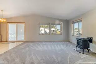 1188 NE 27th St, Bend, OR 97701 - Photo 5