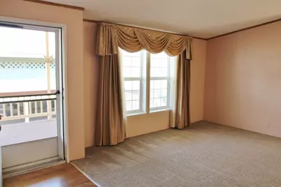 4200 Summers Lane #68, Klamath Falls, OR 97603 - Photo 3