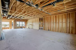17097 SW Lago Vis Dr, Powell Butte, OR 97753 - Photo 9