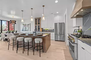 1183 NW Skyline Ranch Rd, Bend, OR 97703 - Photo 3