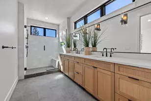 1183 NW Skyline Ranch Rd, Bend, OR 97703 - Photo 11