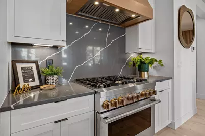 1183 NW Skyline Ranch Road, Bend, OR 97703 - Photo 5