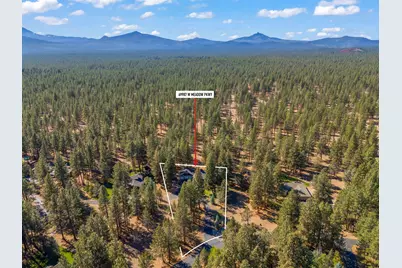 69987 West Meadow Parkway, Sisters, OR 97759 - Photo 3