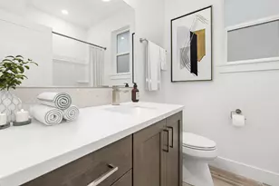 21443 NE Hayloft Pl, Bend, OR 97701 - Photo 7