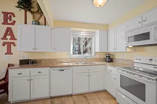 57478 Conifer Ln, Sunriver, OR 97707 - Photo 9