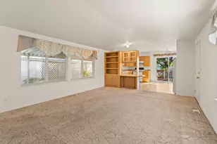 3700 Bellinger Ln, Medford, OR 97501 - Photo 7