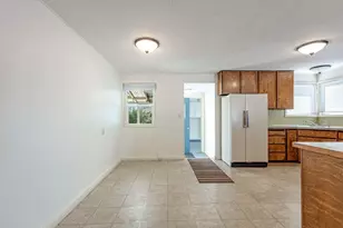 585 SW 1st St, Madras, OR 97741 - Photo 21