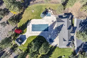 16923 Royal Coachman Dr, Sisters, OR 97759 - Photo 71