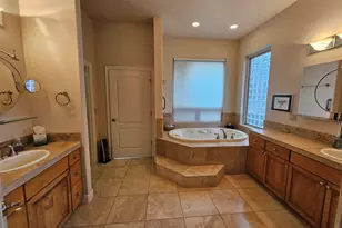 16923 Royal Coachman Dr, Sisters, OR 97759 - Photo 19