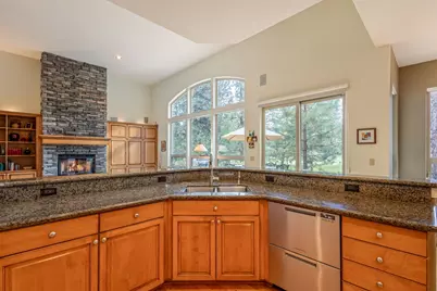 16923 Royal Coachman Drive, Sisters, OR 97759 - Photo 9