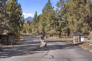 16923 Royal Coachman Dr, Sisters, OR 97759 - Photo 63