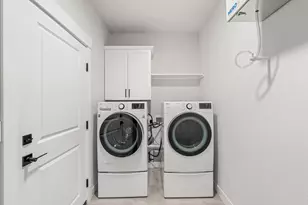 1831 Dulcimer Ln, Medford, OR 97501 - Photo 11