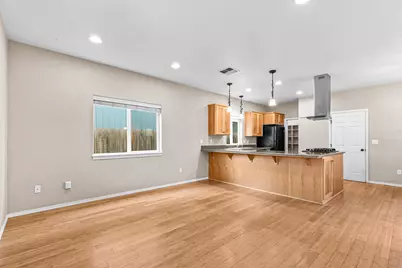 233 Wintersage Circle, Talent, OR 97540 - Photo 9