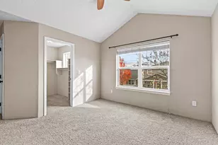 233 Wintersage Circle, Talent, OR 97540 - Photo 23