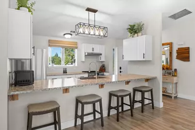 1409 Twin Rocks Drive, Central Point, OR 97502 - Photo 5