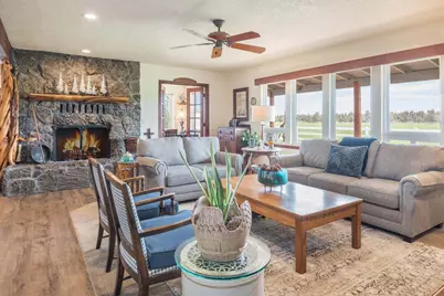 61140 Obernolte Road, Bend, OR 97701 - Photo 7