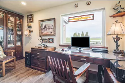 61140 Obernolte Road, Bend, OR 97701 - Photo 15