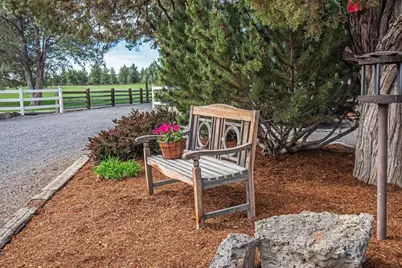 61140 Obernolte Road, Bend, OR 97701 - Photo 3