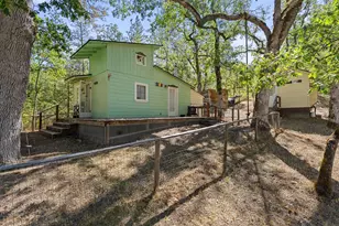 798 Covered Bridge Rd, Rogue River, OR 97537 - Photo 1