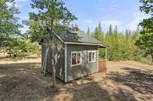 798 Covered Bridge Rd, Rogue River, OR 97537 - Photo 23
