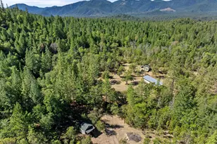 798 Covered Bridge Rd, Rogue River, OR 97537 - Photo 39