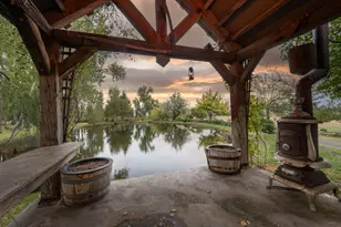 21925 Bear Creek Rd, Bend, OR 97701 - Photo 91