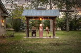 21925 Bear Creek Rd, Bend, OR 97701 - Photo 69