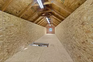 21925 Bear Creek Rd, Bend, OR 97701 - Photo 83