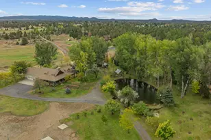 21925 Bear Creek Rd, Bend, OR 97701 - Photo 99