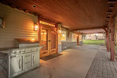 21925 Bear Creek Road, Bend, OR 97701 - Photo 33