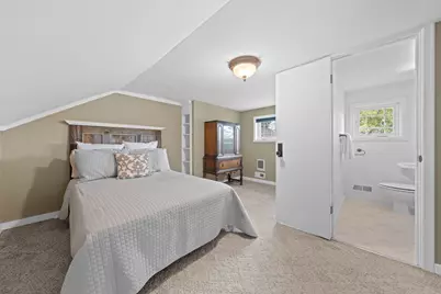 21925 Bear Creek Road, Bend, OR 97701 - Photo 51