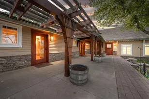 21925 Bear Creek Rd, Bend, OR 97701 - Photo 79