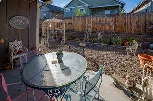 2949 Northeast Flagstone Avenue, Bend, OR 97701 - Photo 15