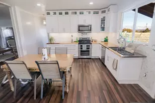 61049 E Hwy 140 E, Bly, OR 97622 - Photo 11