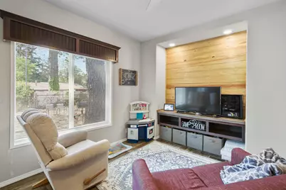 212 S Junction Avenue, Cave Junction, OR 97523 - Photo 19