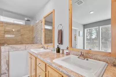 212 S Junction Avenue, Cave Junction, OR 97523 - Photo 17