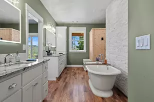 103 Summit Dr, Shady Cove, OR 97539 - Photo 21