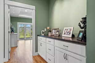 103 Summit Dr, Shady Cove, OR 97539 - Photo 17