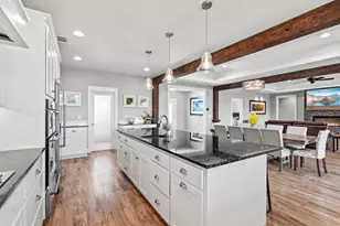 103 Summit Dr, Shady Cove, OR 97539 - Photo 9