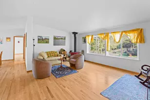 8060 Upper Applegate Rd, Jacksonville, OR 97530 - Photo 7