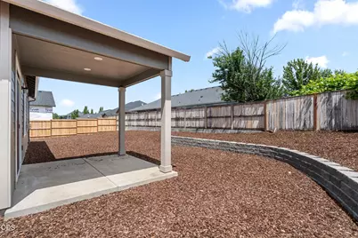 1147 Pumpkin Ridge Drive #321, Eagle Point, OR 97524 - Photo 31