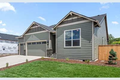 1147 Pumpkin Ridge Drive #321, Eagle Point, OR 97524 - Photo 3