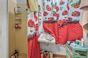 807 NW 5th St, Grants Pass, OR 97526 - Photo 23