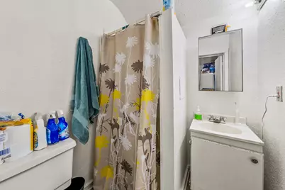 303 SW I Street, Grants Pass, OR 97526 - Photo 11