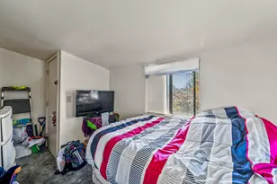 303 SW I St, Grants Pass, OR 97526 - Photo 13